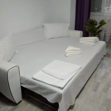Beachside Bliss - Retreat Apartment Mangalia